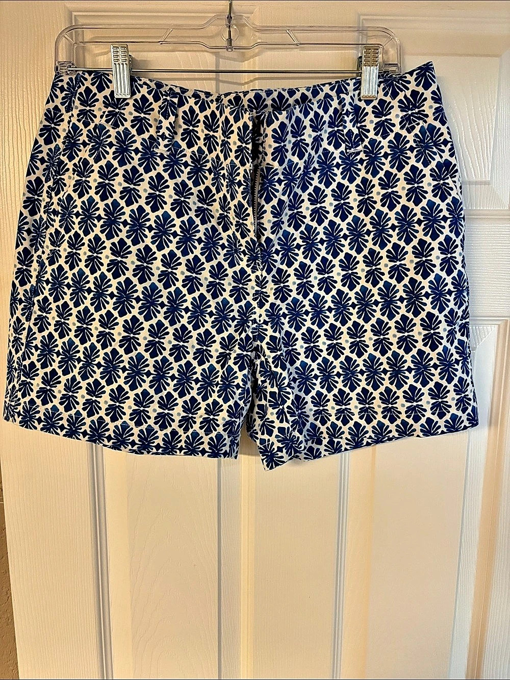 vineyard vines Printed Every Day Shorts Floral High-Waist Shorts Blue & White